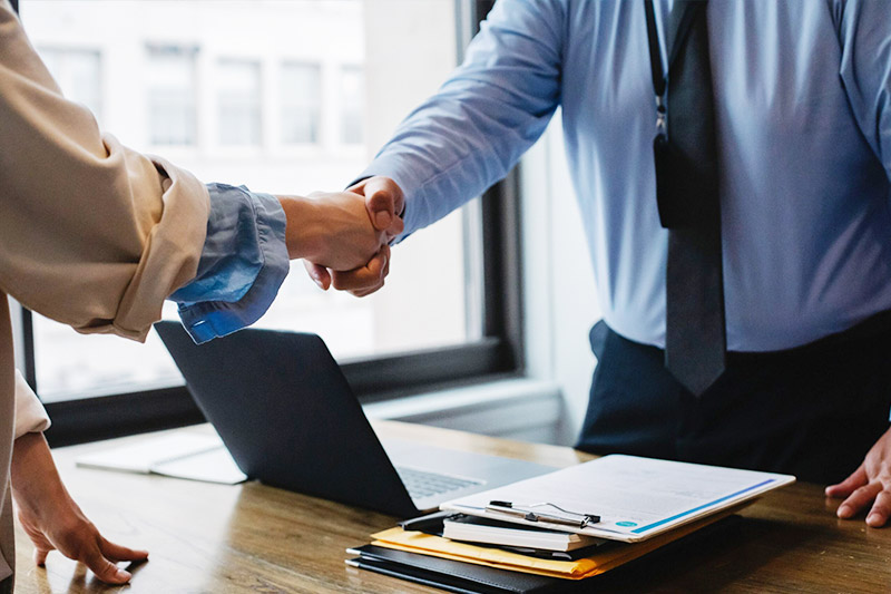What Does a Corporate Lawyer Do?