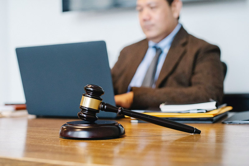 What Do Estate Lawyer Do?